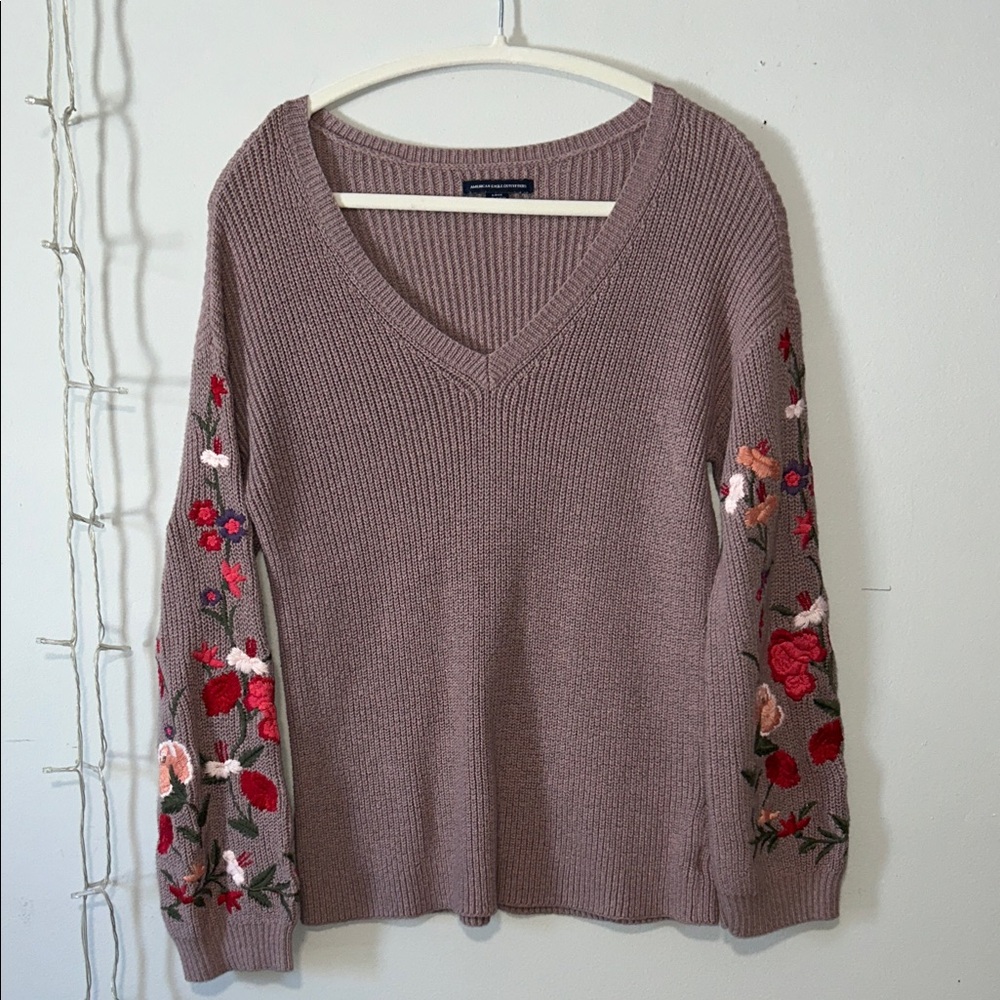 American Eagle Floral Embroidered V-Neck Sweater